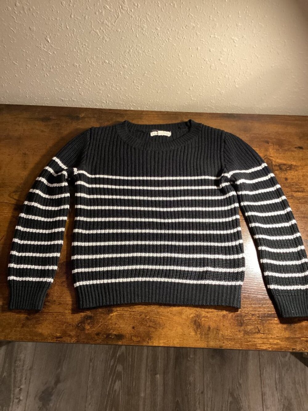 Girls Black & White Striped Ribbed Knit Crewneck Sweater